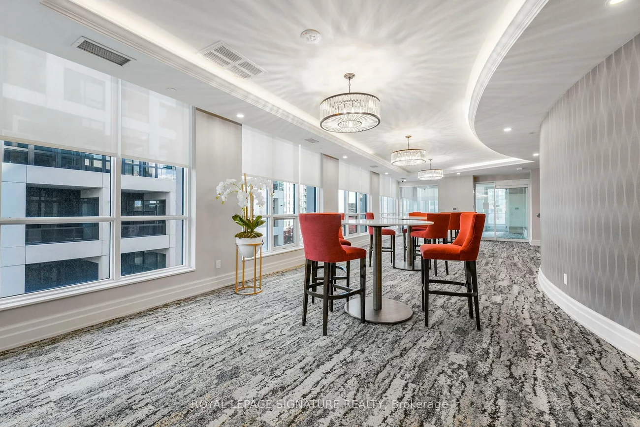 36, Elm, Fairview, Mississauga