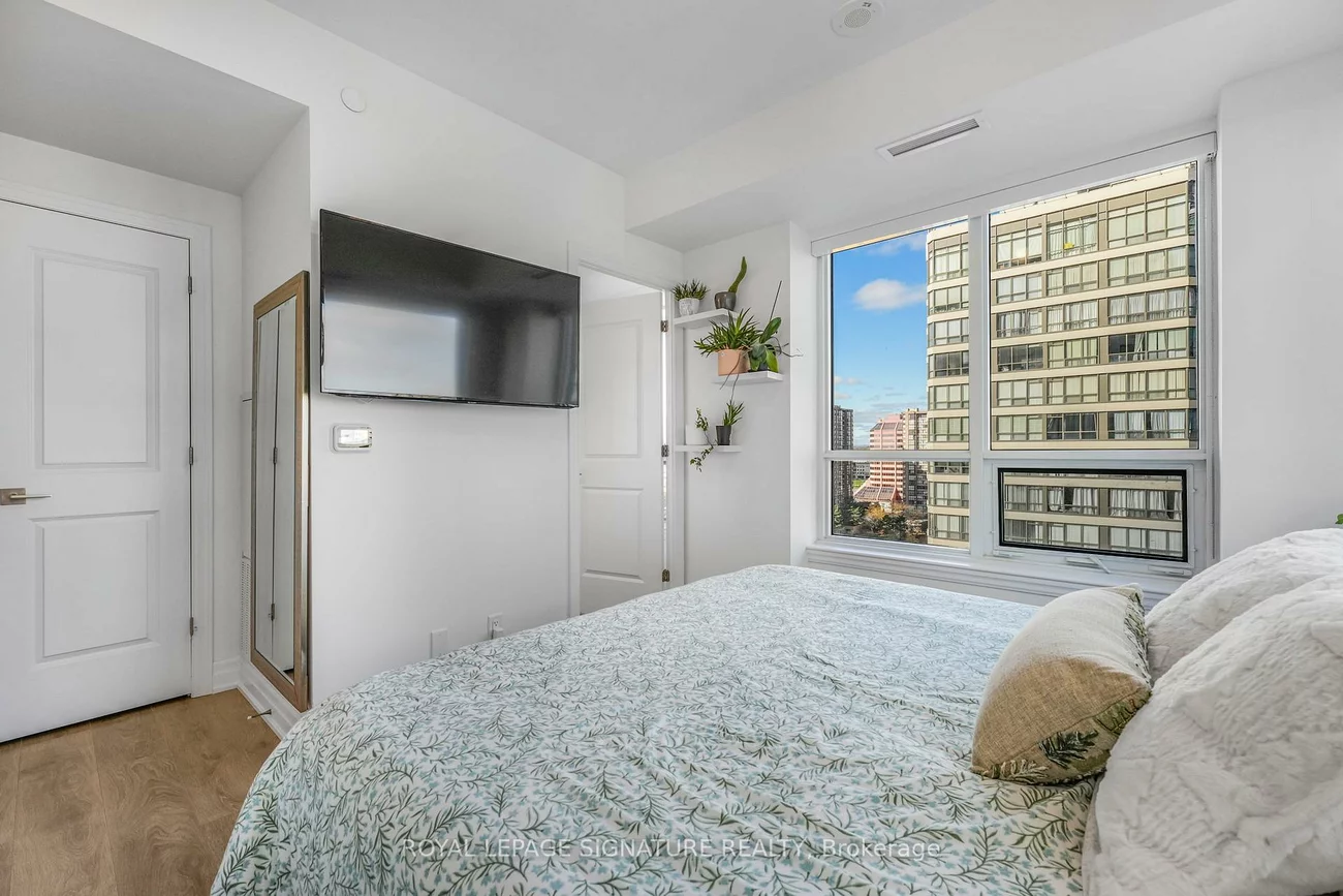 36, Elm, Fairview, Mississauga