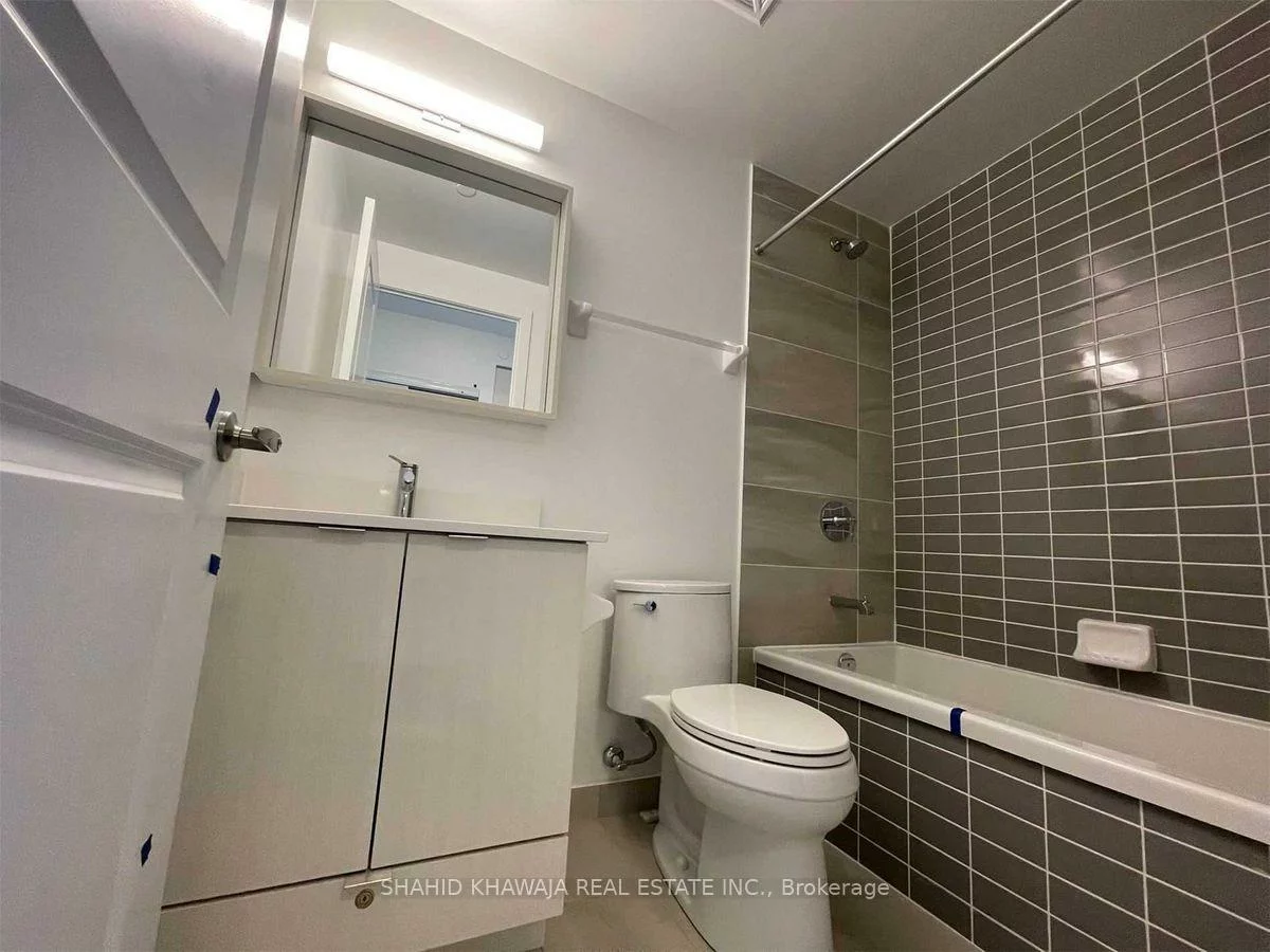 4675, Metcalfe, Central Erin Mills, Mississauga