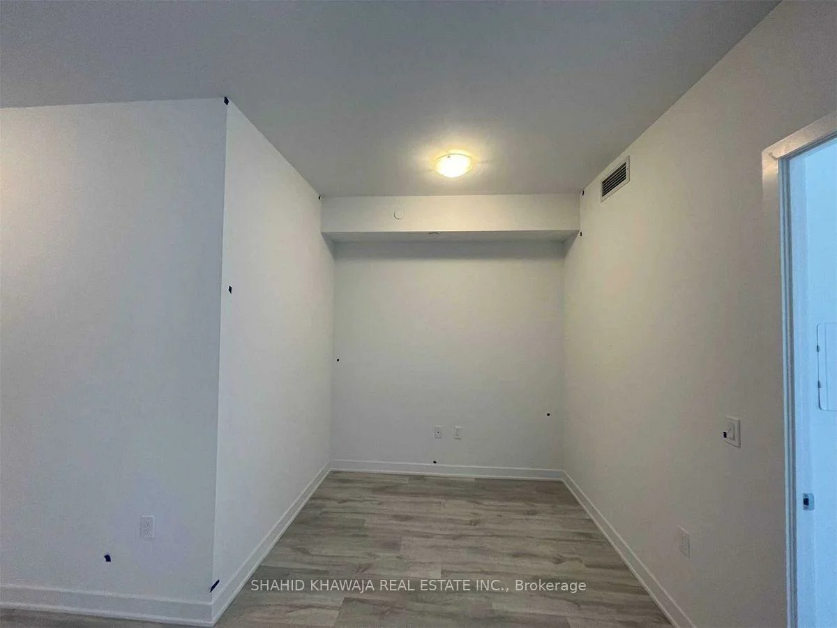 4675, Metcalfe, Central Erin Mills, Mississauga