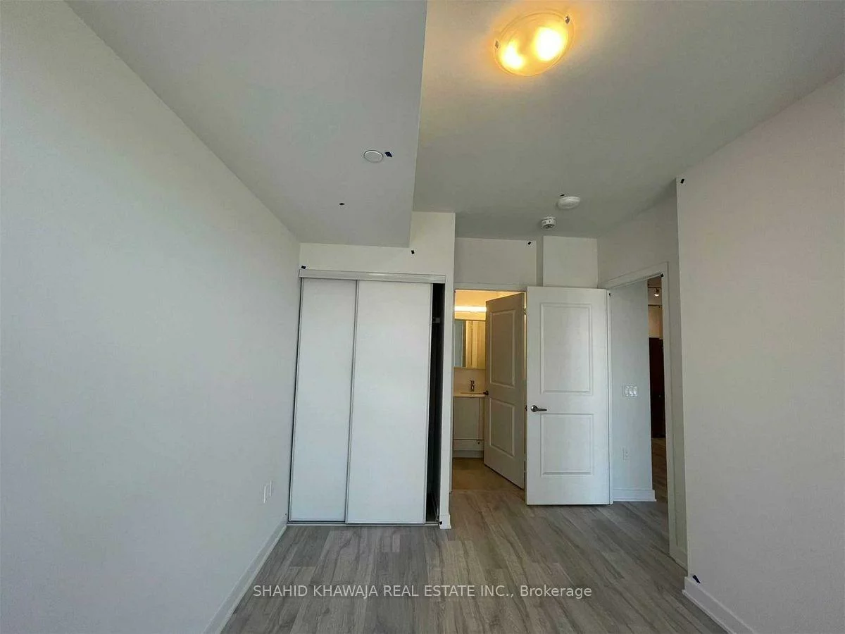 4675, Metcalfe, Central Erin Mills, Mississauga