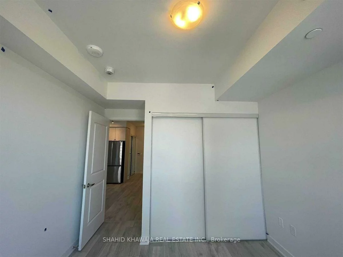 4675, Metcalfe, Central Erin Mills, Mississauga