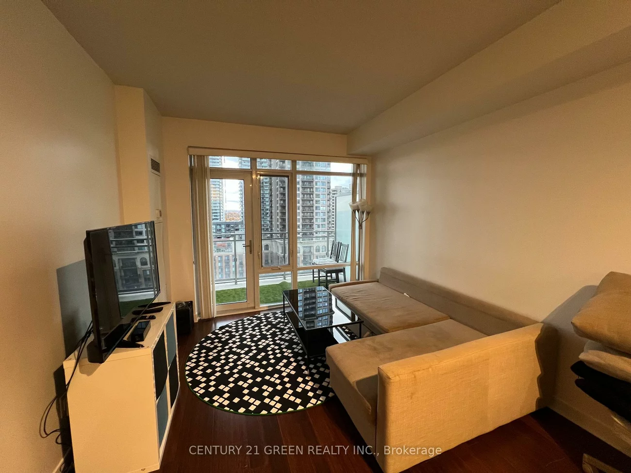 365, Prince Of Wales, City Centre, Mississauga