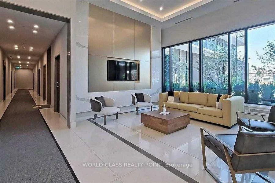 35, Watergarden, Hurontario, Mississauga