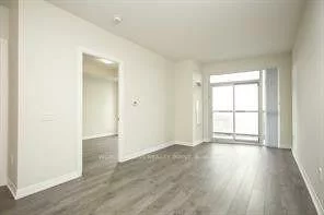 35, Watergarden, Hurontario, Mississauga