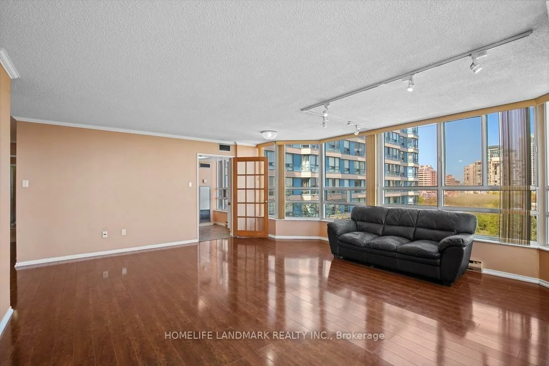 250, Webb, City Centre, Mississauga