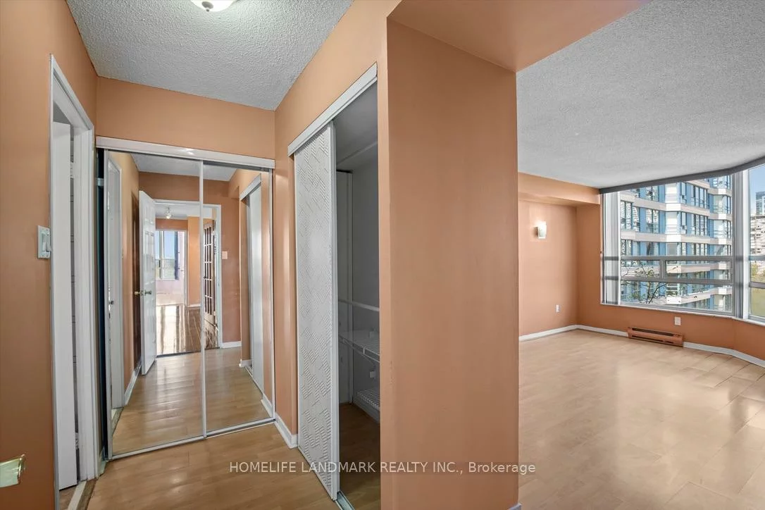 250, Webb, City Centre, Mississauga