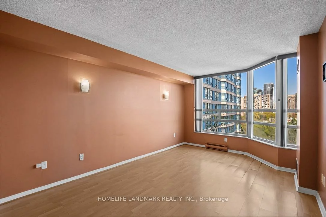 250, Webb, City Centre, Mississauga