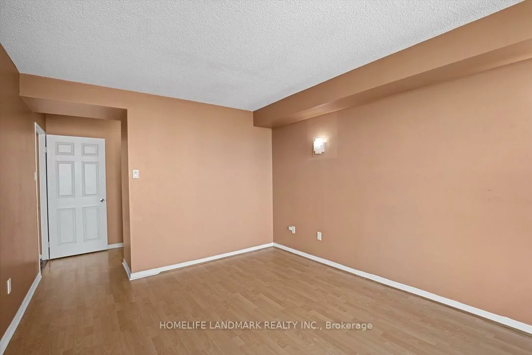 250, Webb, City Centre, Mississauga