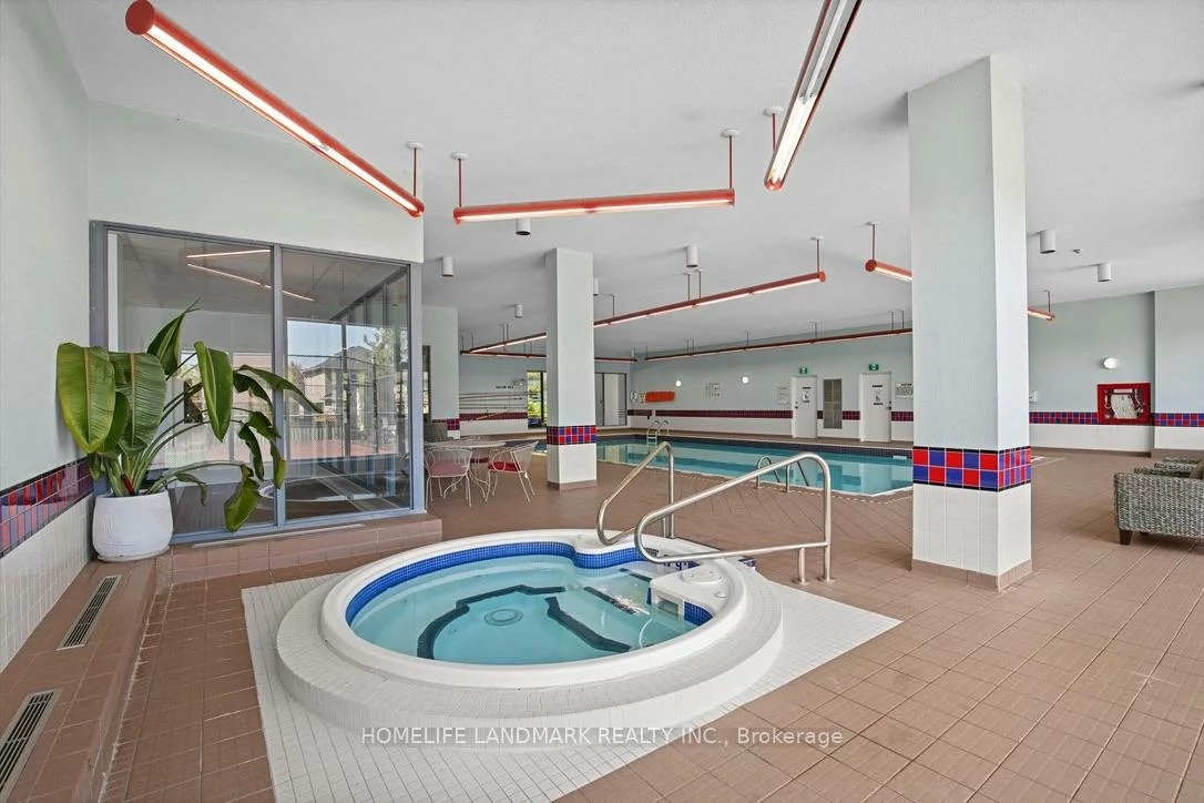 250, Webb, City Centre, Mississauga