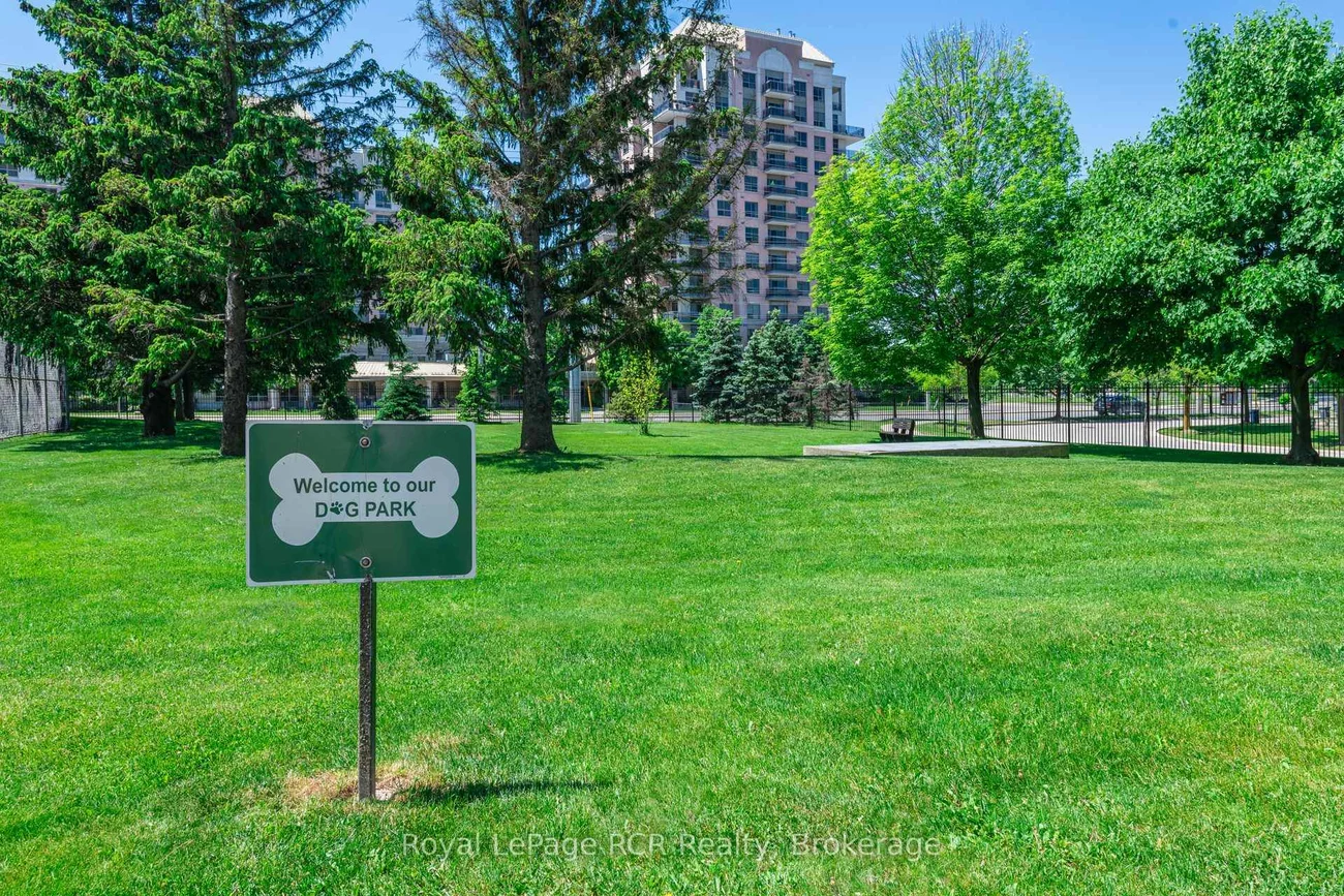 700, Constellation, Hurontario, Mississauga