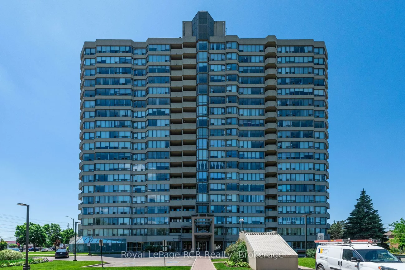 700, Constellation, Hurontario, Mississauga
