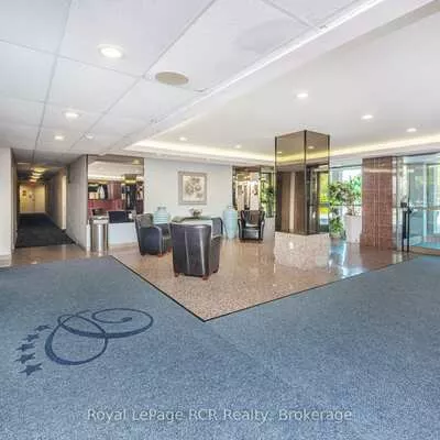 700, Constellation, Hurontario, Mississauga