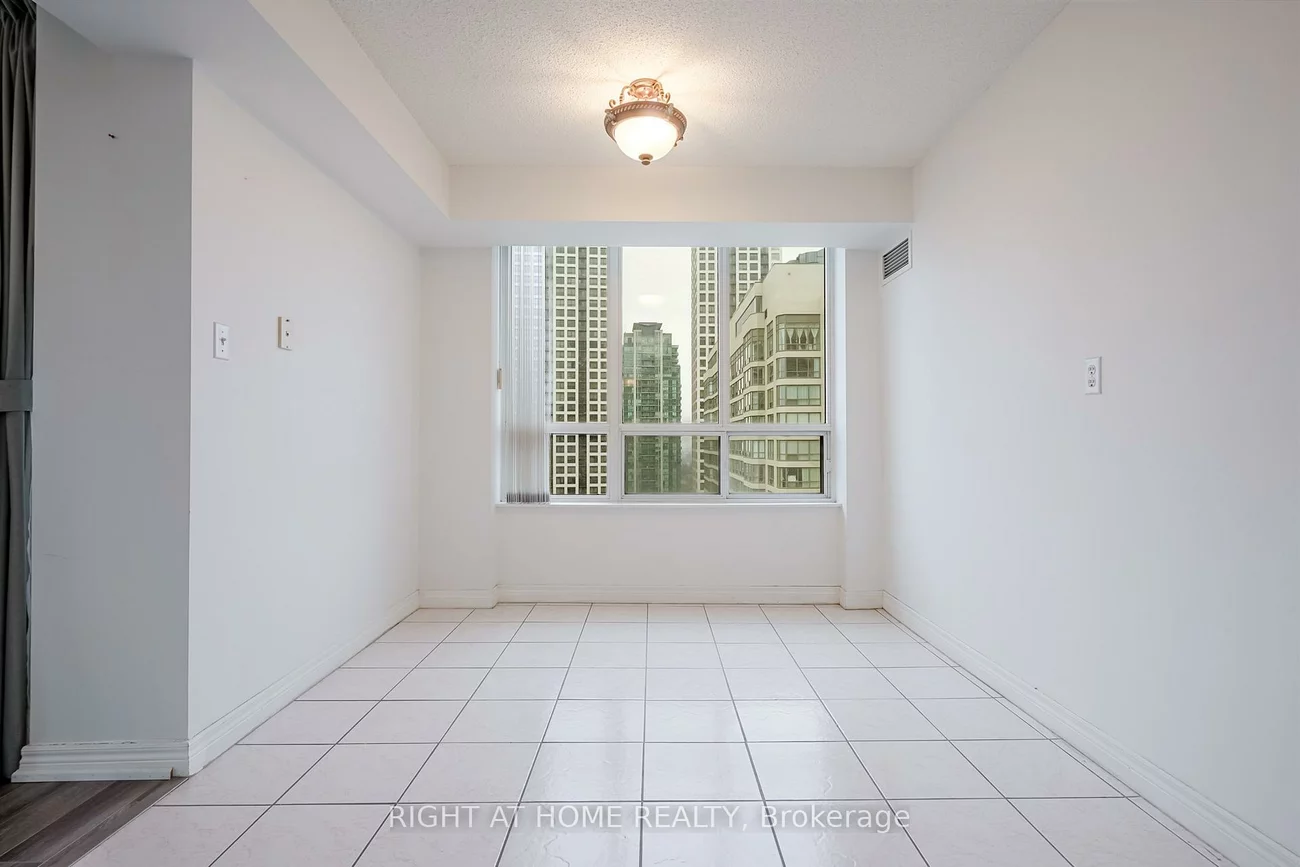 156, Enfield, City Centre, Mississauga