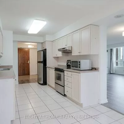 156, Enfield, City Centre, Mississauga