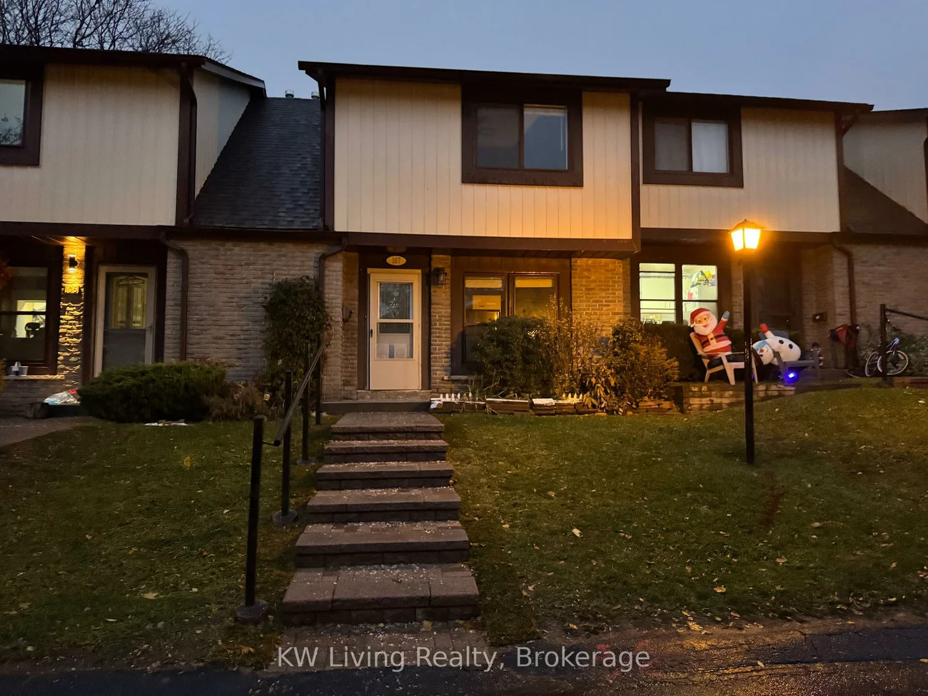 6650, Falconer, Streetsville, Mississauga