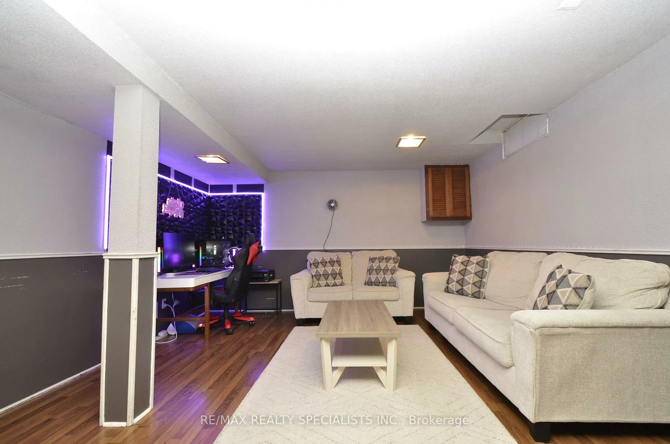 5610, Montevideo, Meadowvale, Mississauga