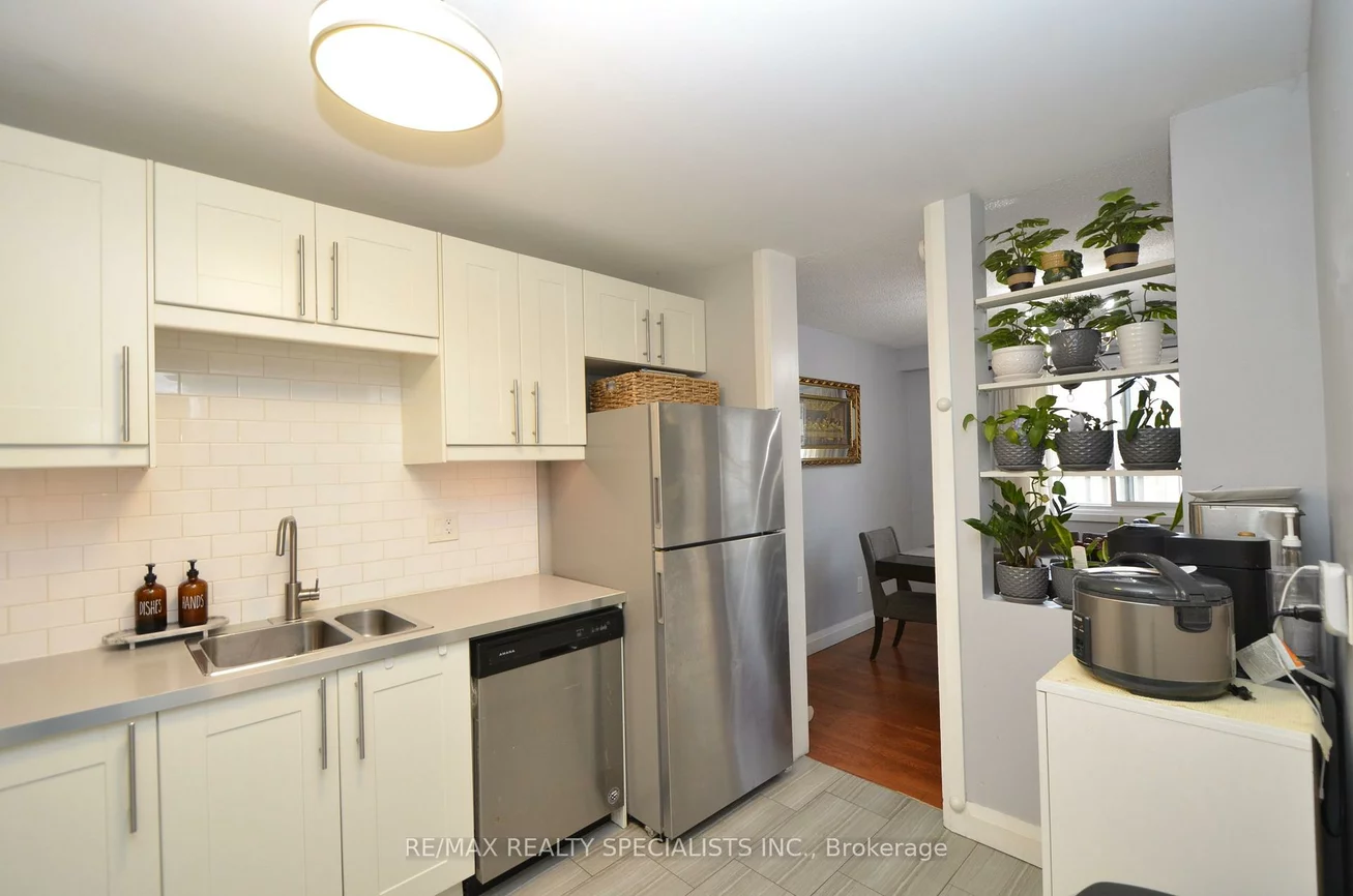 5610, Montevideo, Meadowvale, Mississauga