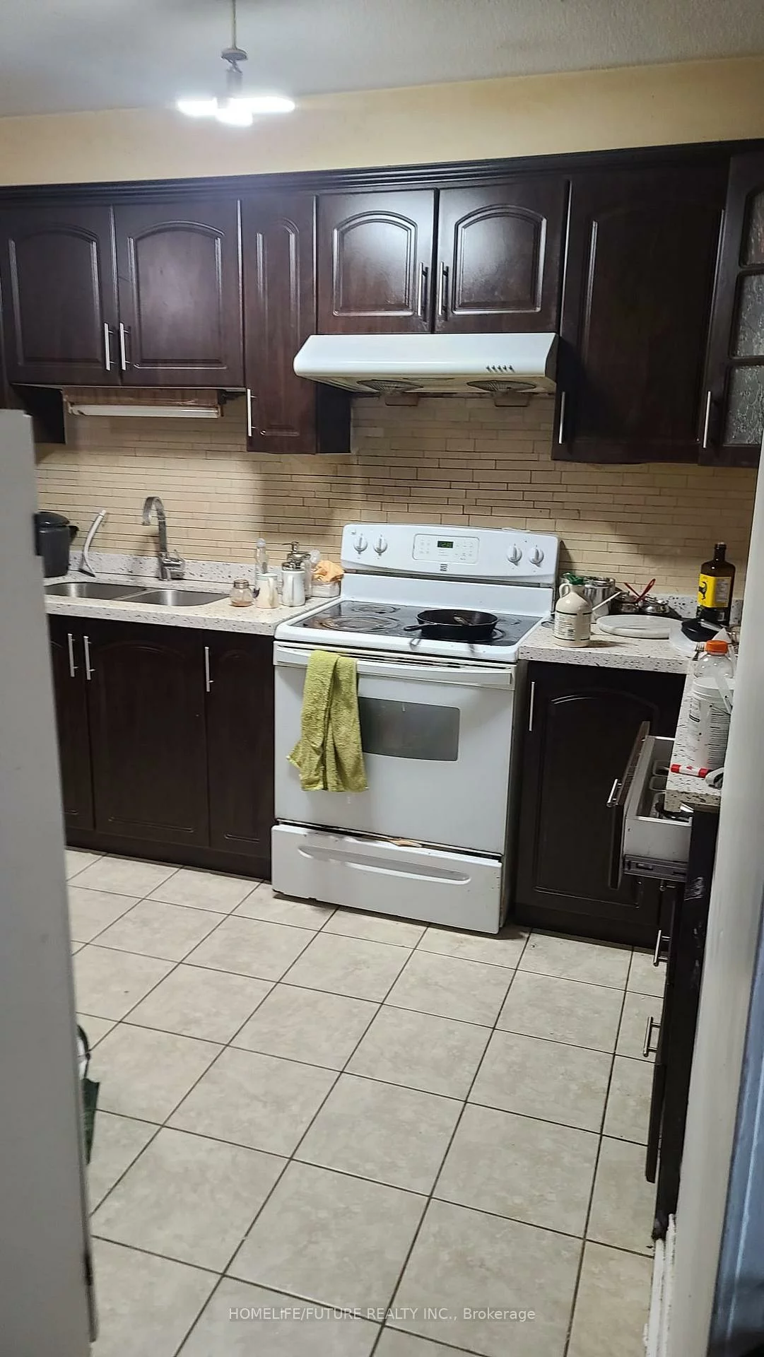 20, Mississauga Valley, Mississauga Valleys, Mississauga