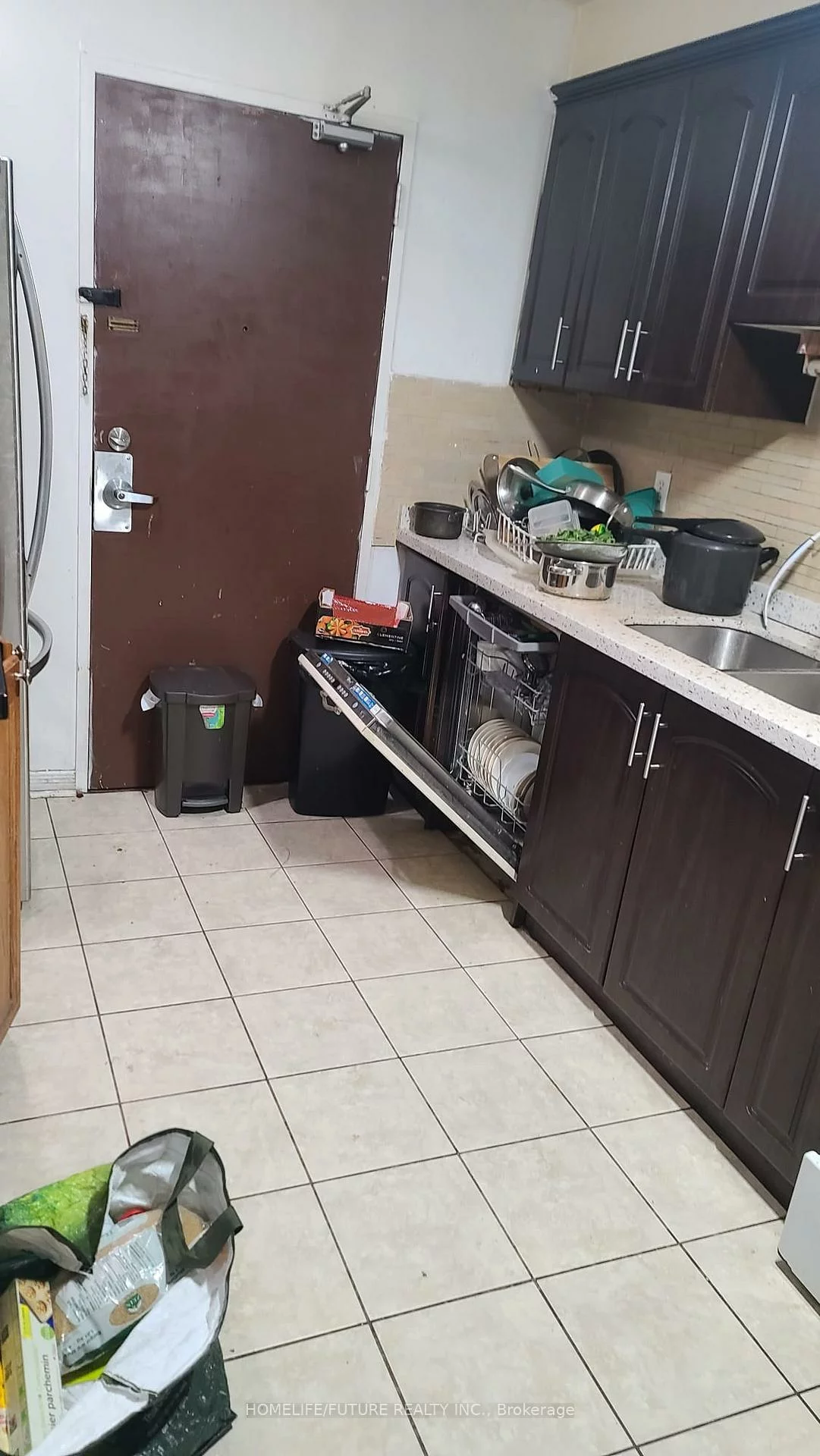 20, Mississauga Valley, Mississauga Valleys, Mississauga