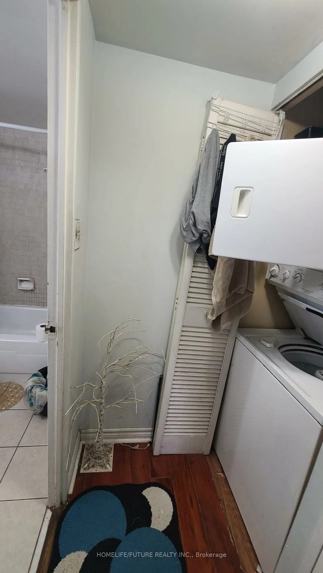 20, Mississauga Valley, Mississauga Valleys, Mississauga