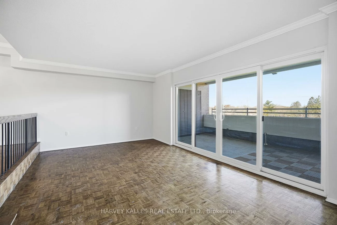 965, Inverhouse, Clarkson, Mississauga