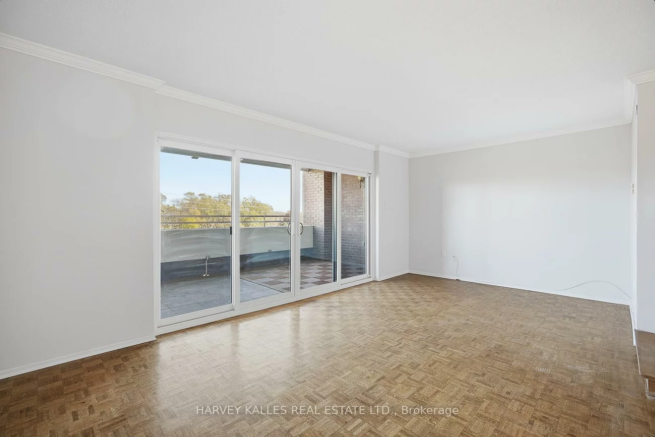 965, Inverhouse, Clarkson, Mississauga