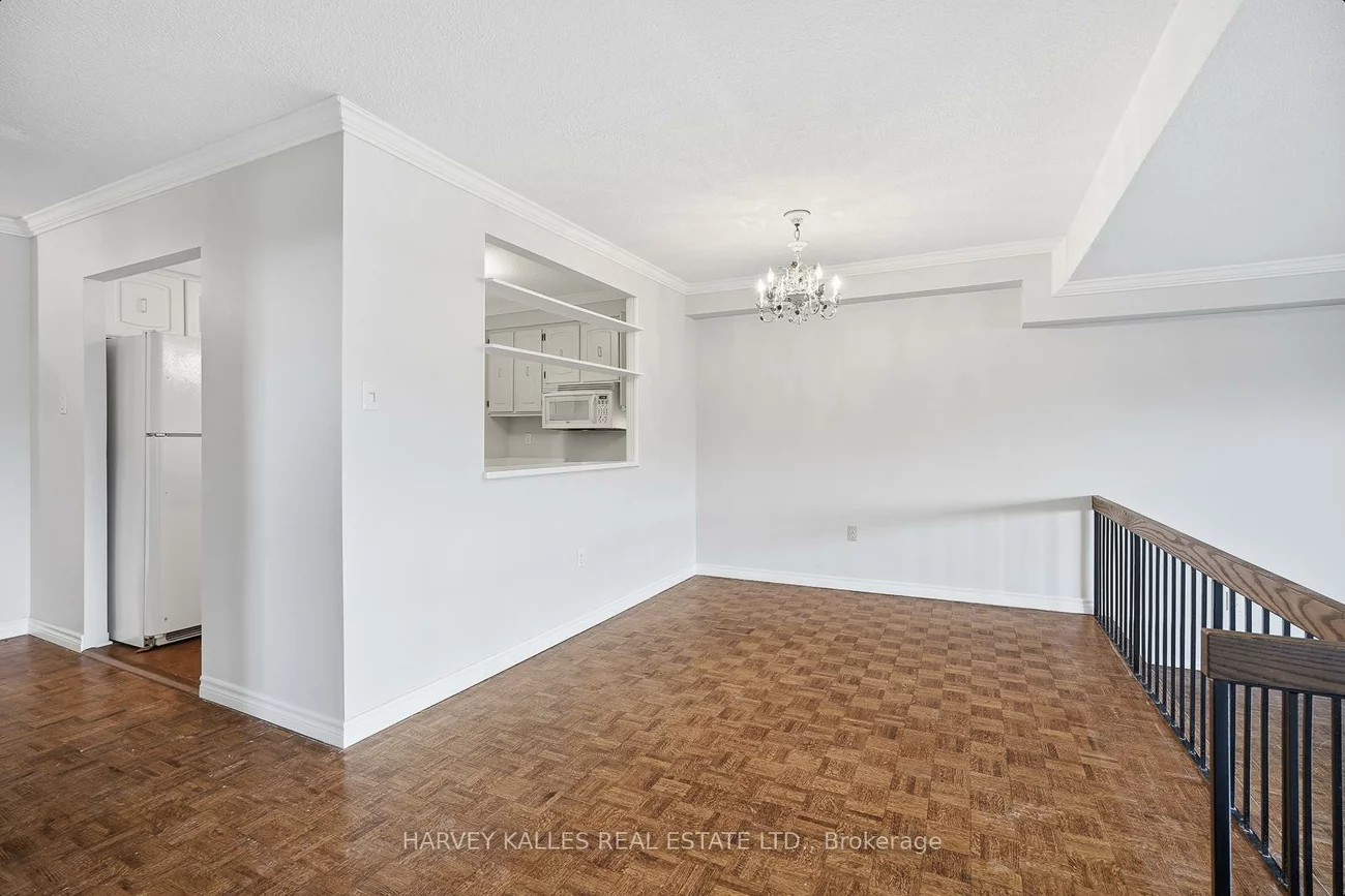 965, Inverhouse, Clarkson, Mississauga