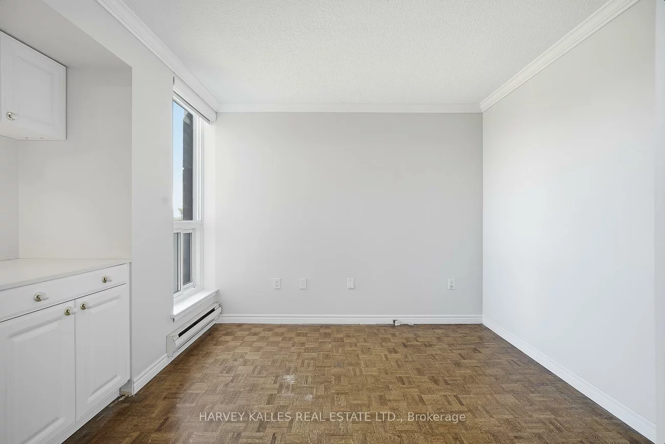 965, Inverhouse, Clarkson, Mississauga