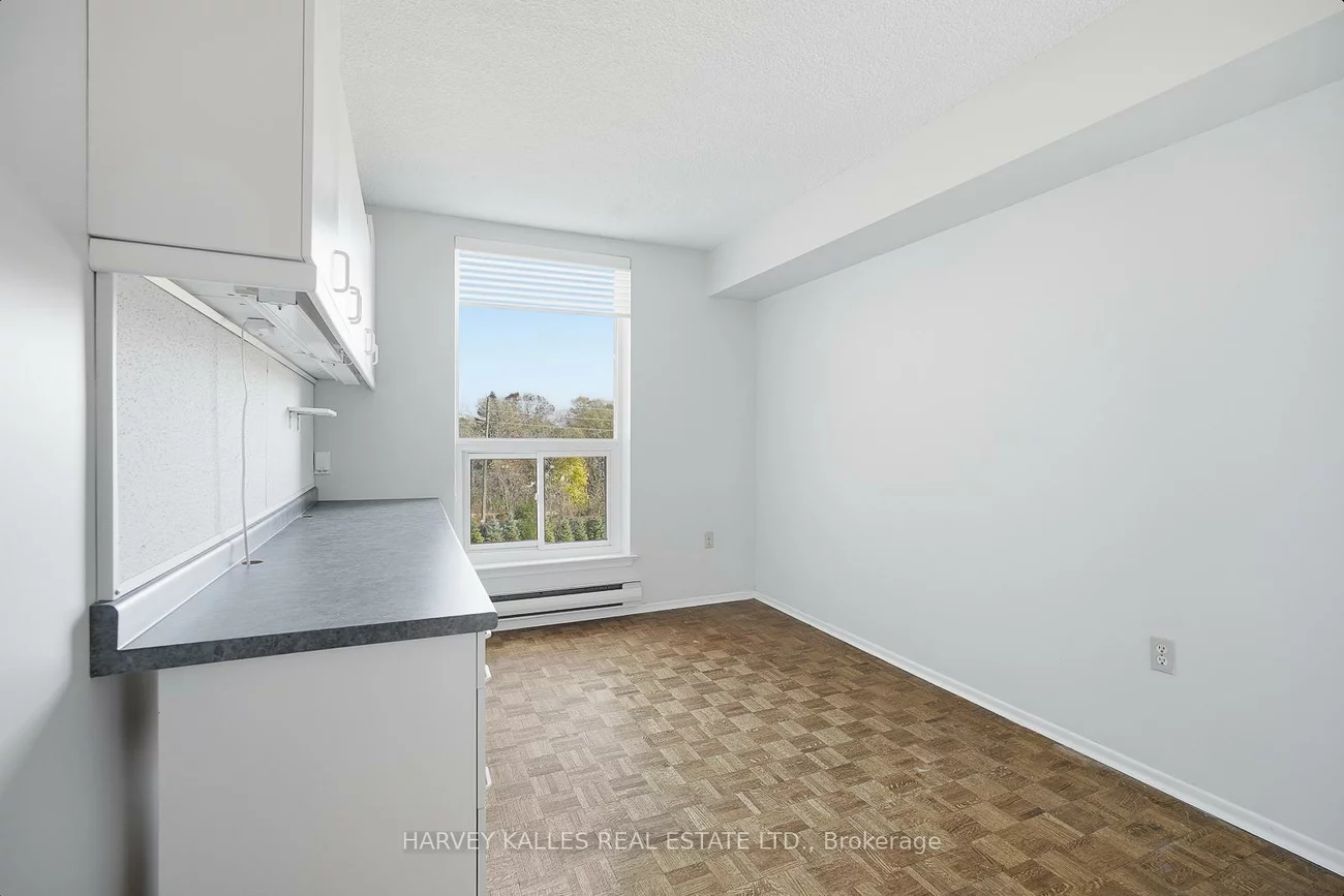 965, Inverhouse, Clarkson, Mississauga