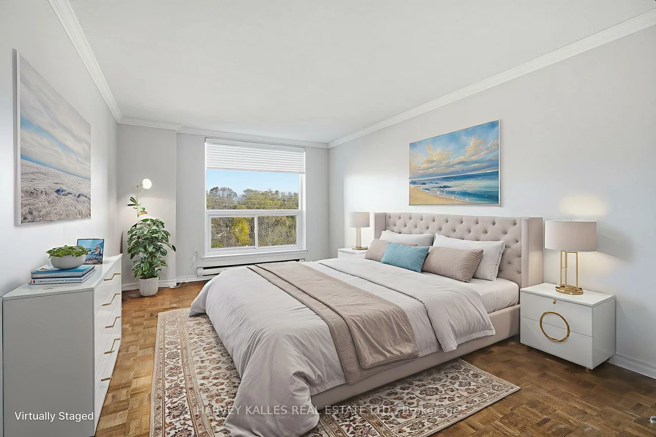 965, Inverhouse, Clarkson, Mississauga