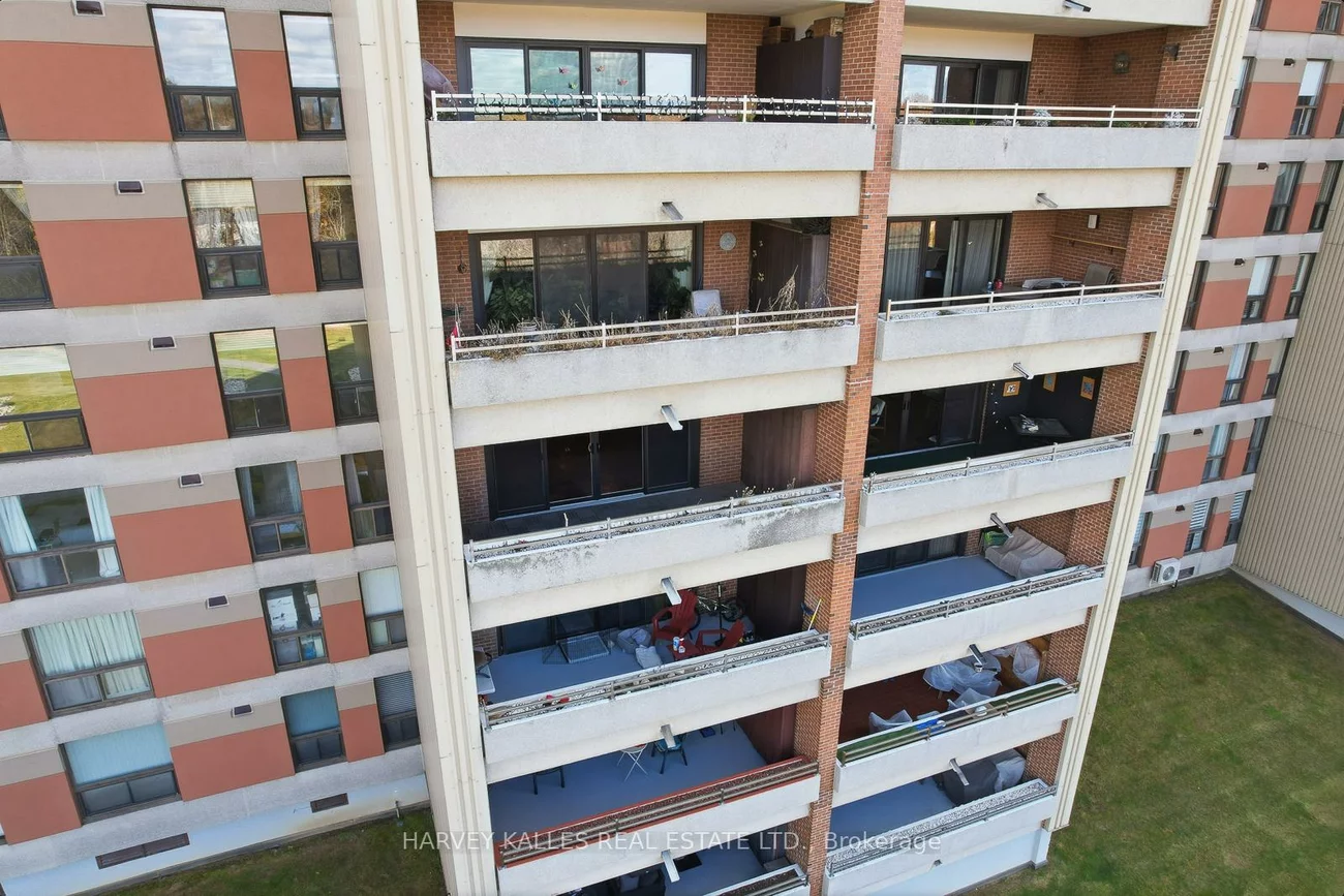 965, Inverhouse, Clarkson, Mississauga