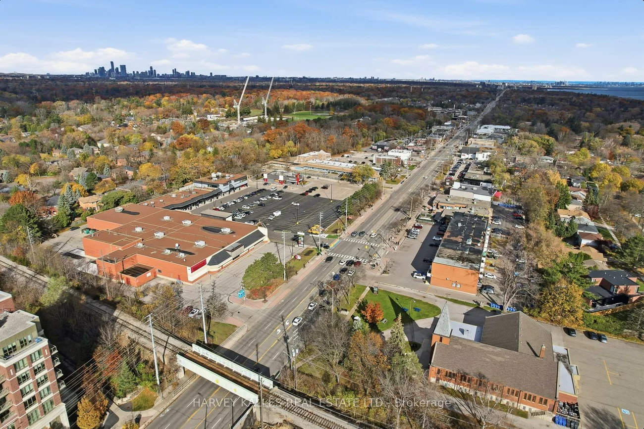 965, Inverhouse, Clarkson, Mississauga