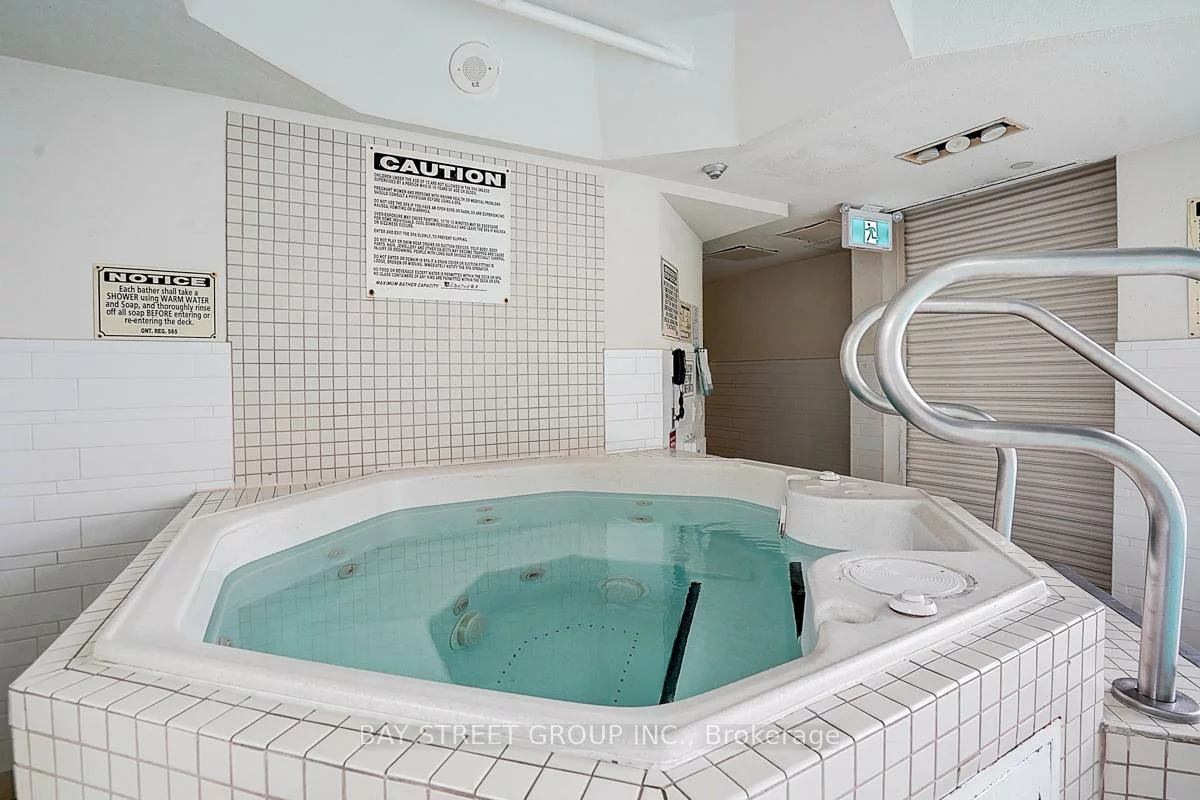 3939, Duke Of York, City Centre, Mississauga