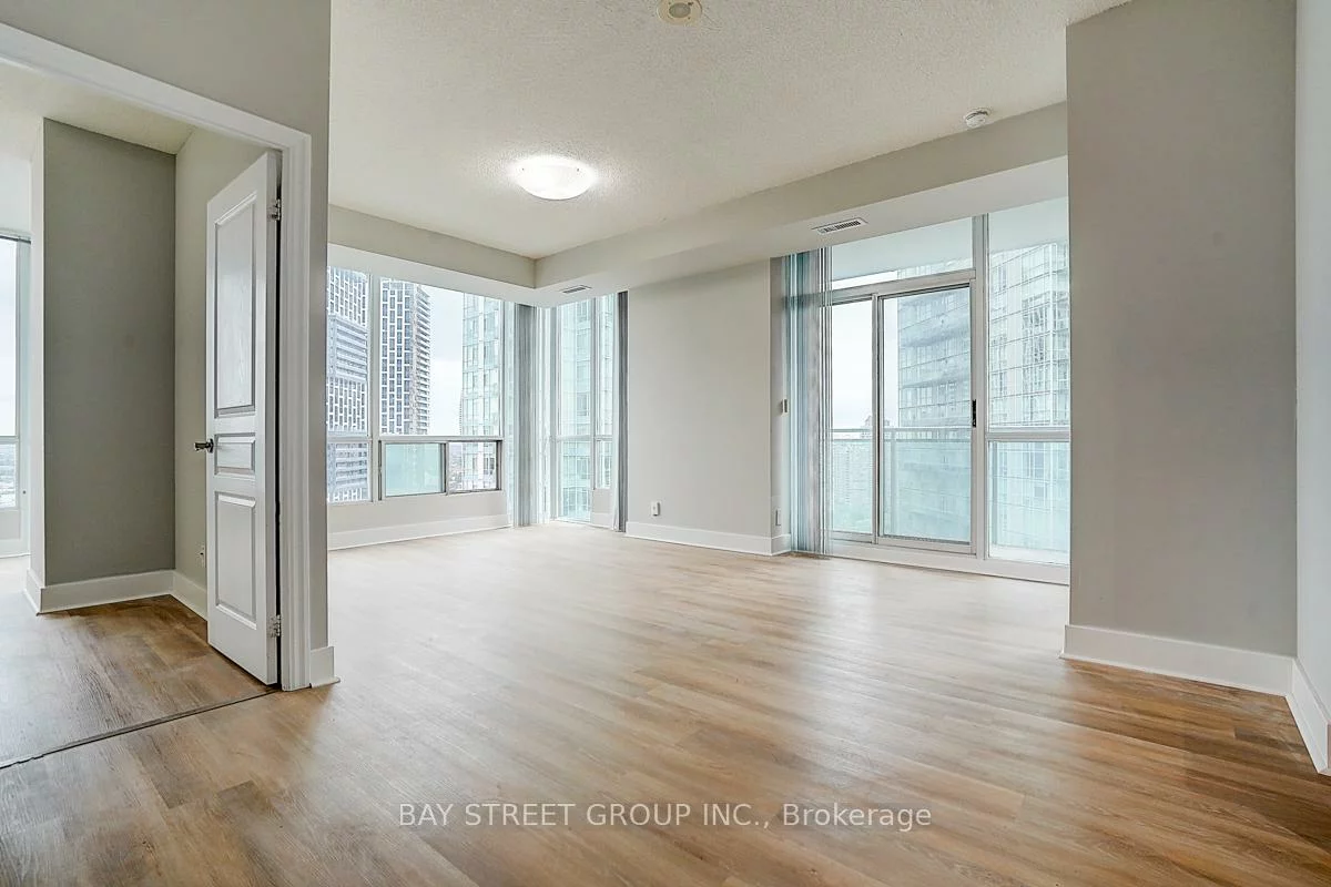 3939, Duke Of York, City Centre, Mississauga