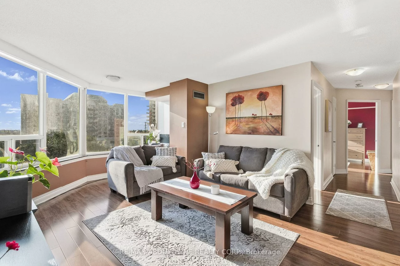 700, Constellation, Hurontario, Mississauga