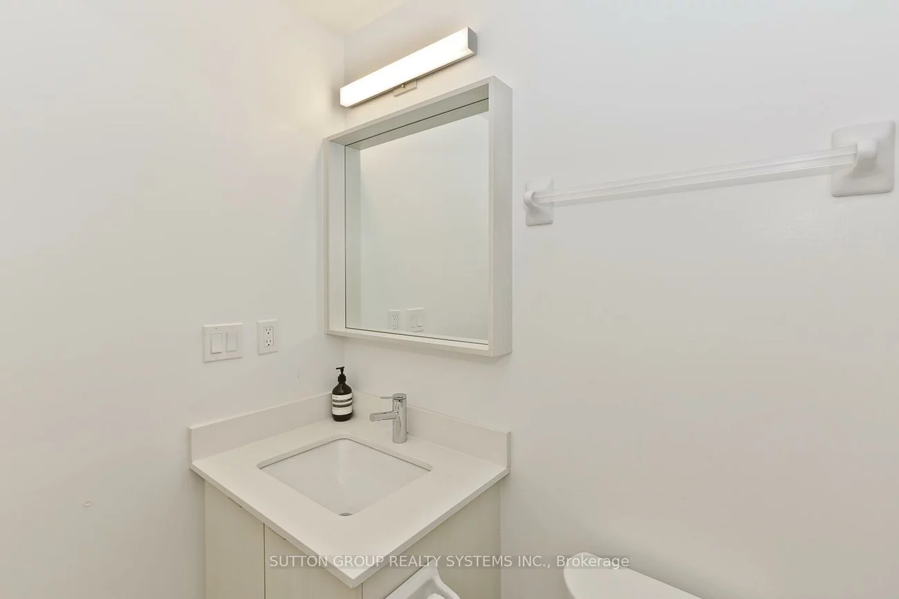 4655, Metcalfe, Central Erin Mills, Mississauga