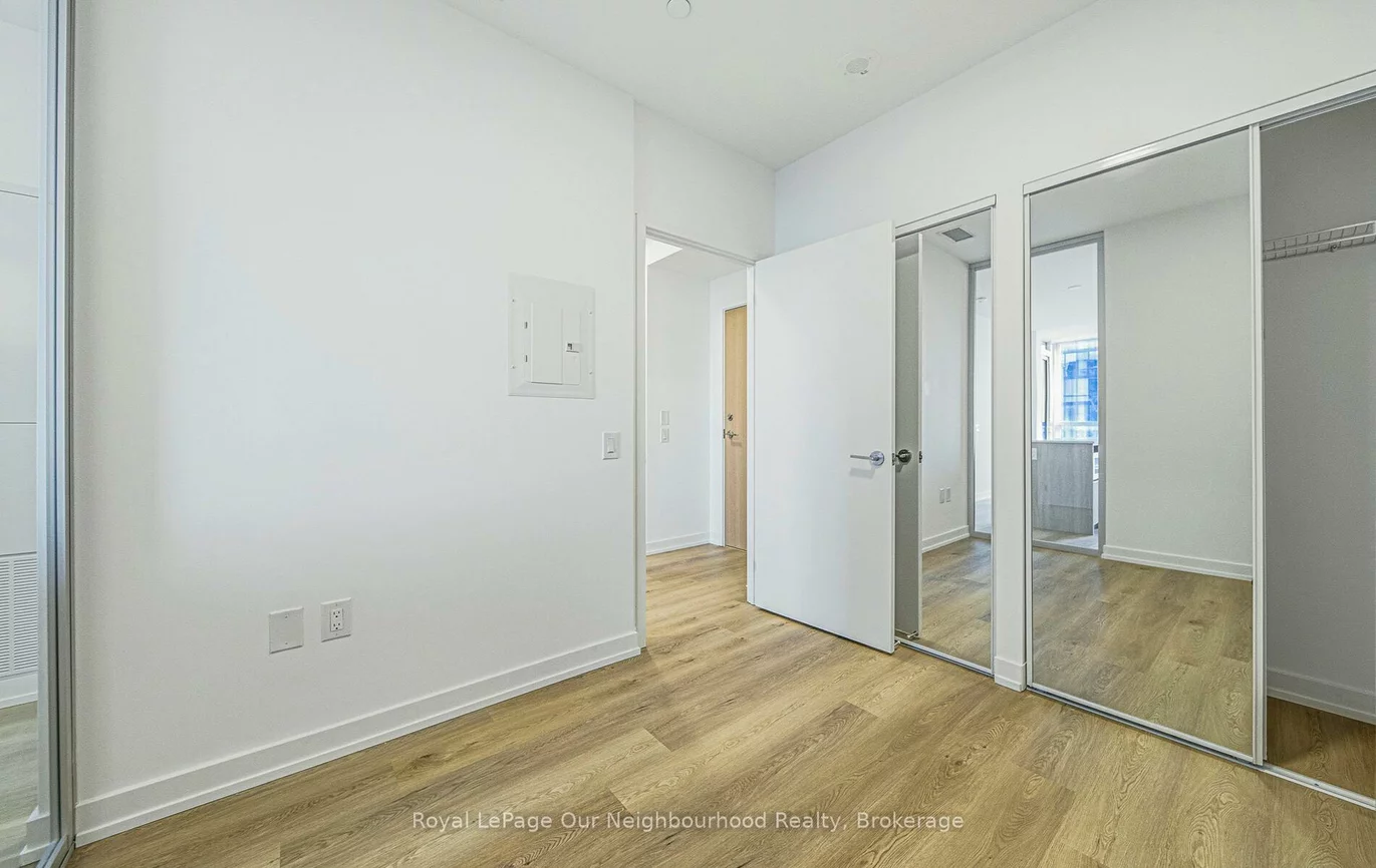 395, Square One, City Centre, Mississauga