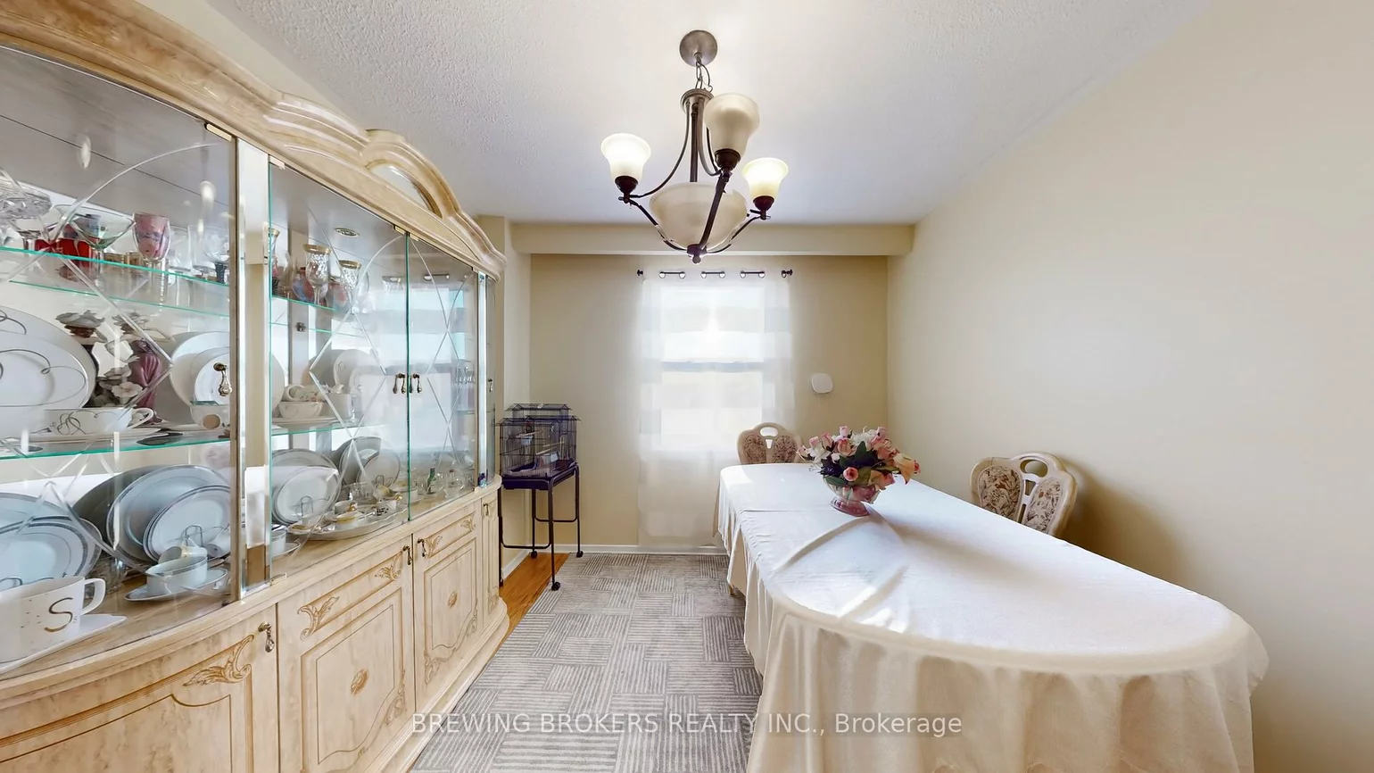 7255, Dooley, Malton, Mississauga