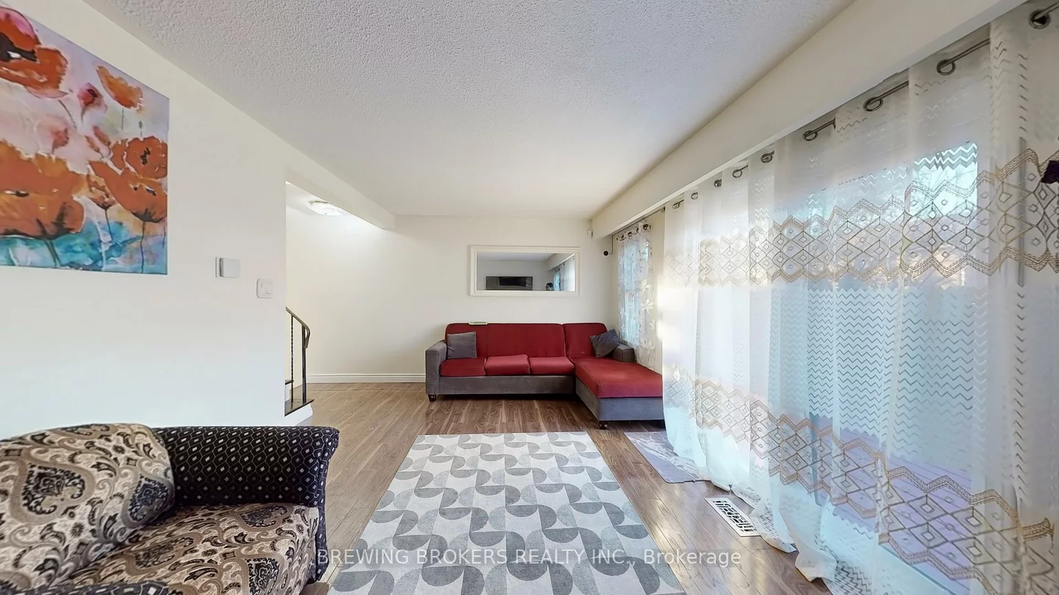 7255, Dooley, Malton, Mississauga