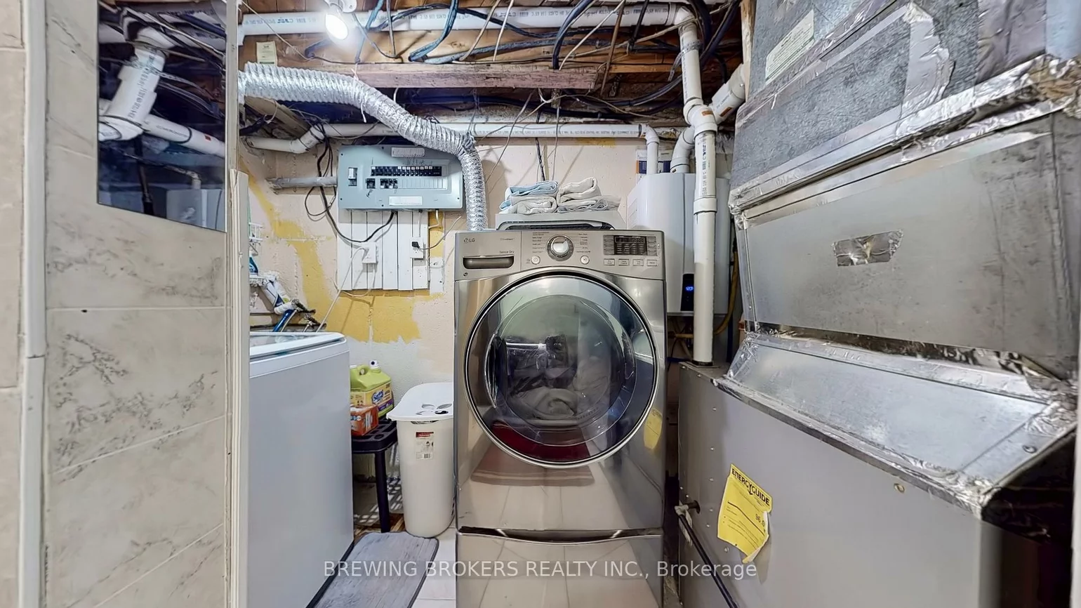 7255, Dooley, Malton, Mississauga