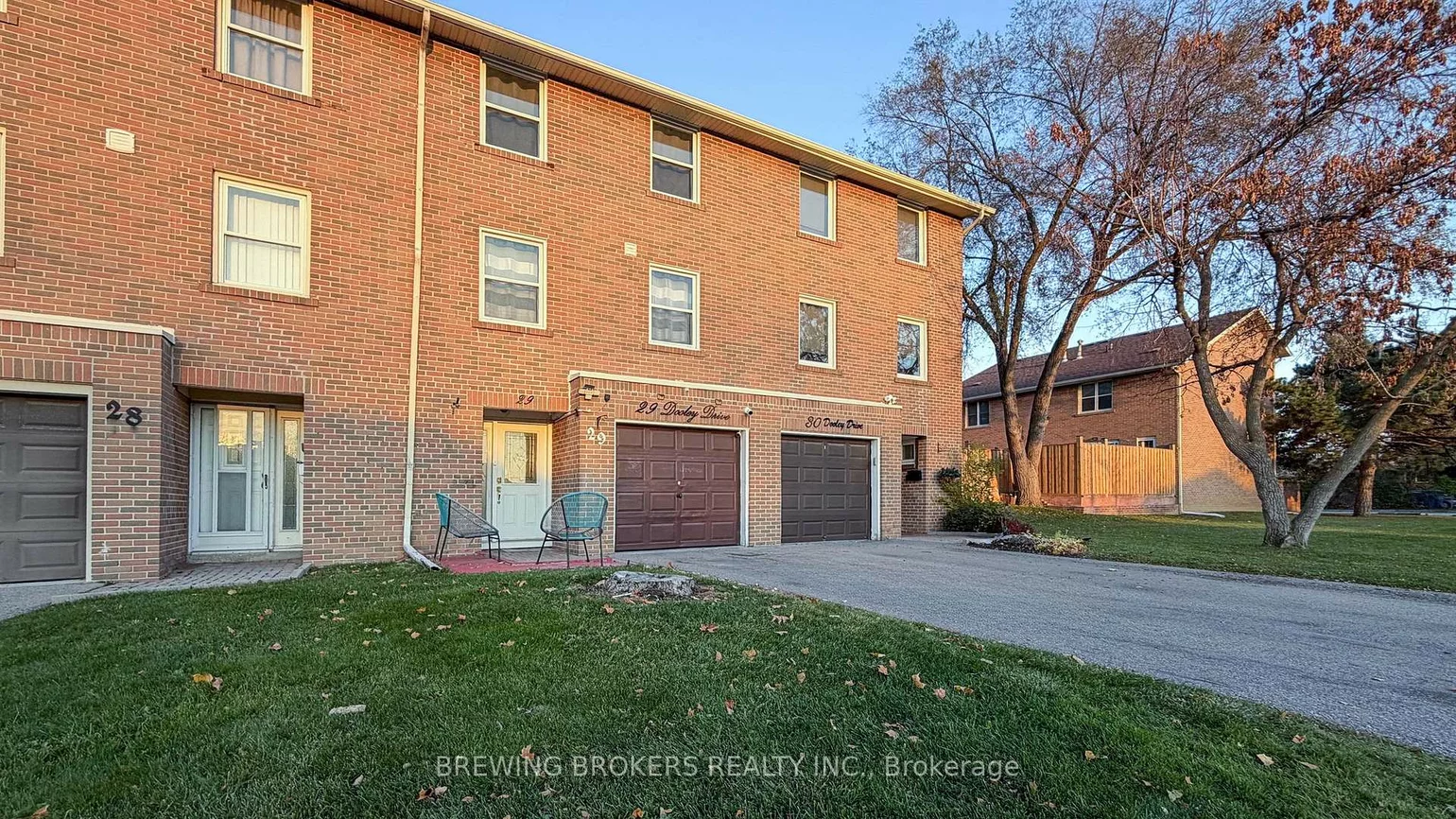 7255, Dooley, Malton, Mississauga