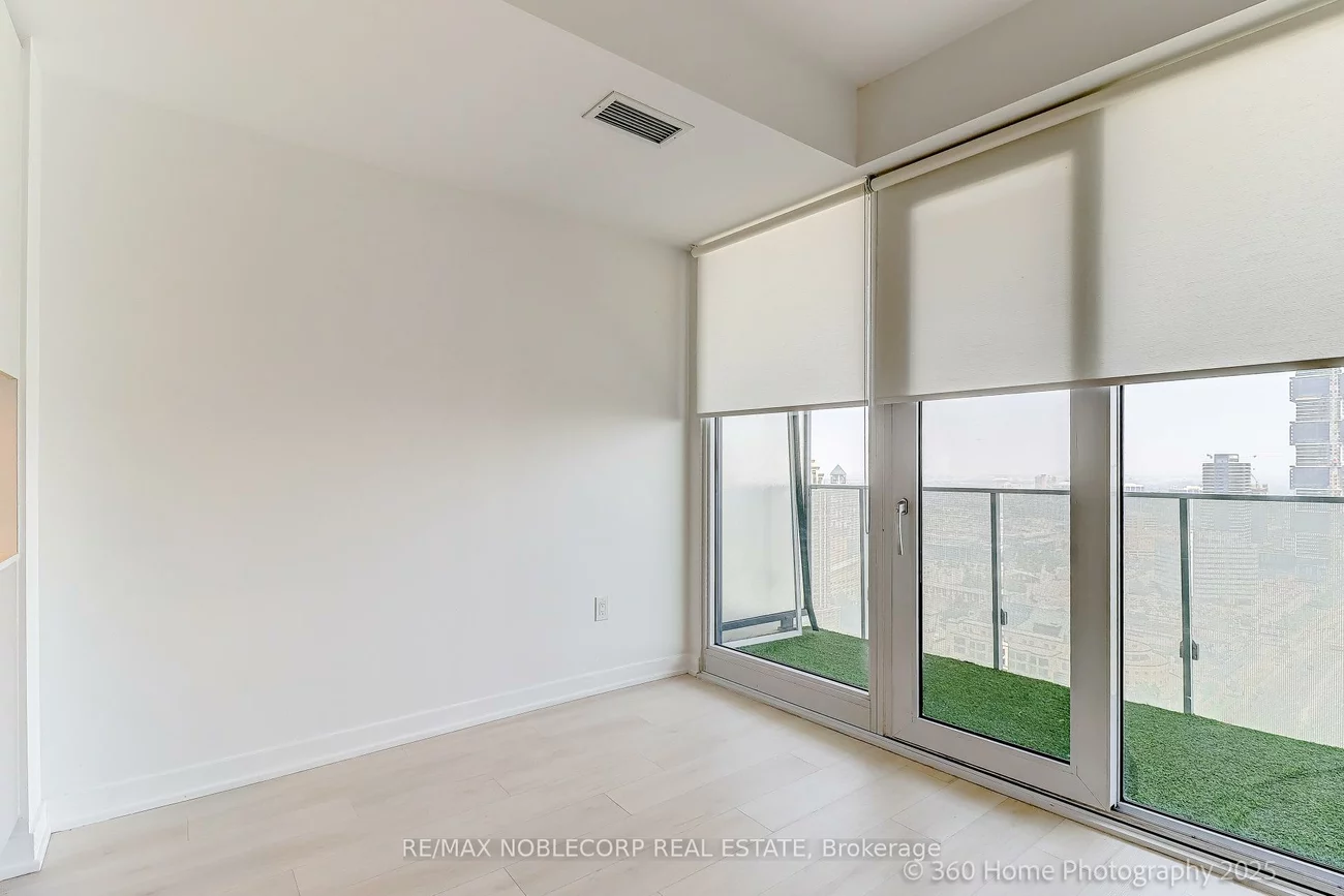 3900, Confederation, City Centre, Mississauga