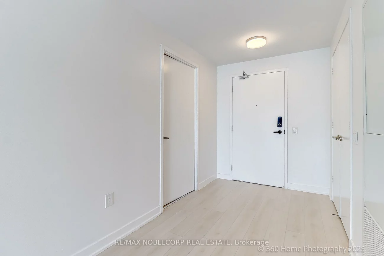 3900, Confederation, City Centre, Mississauga