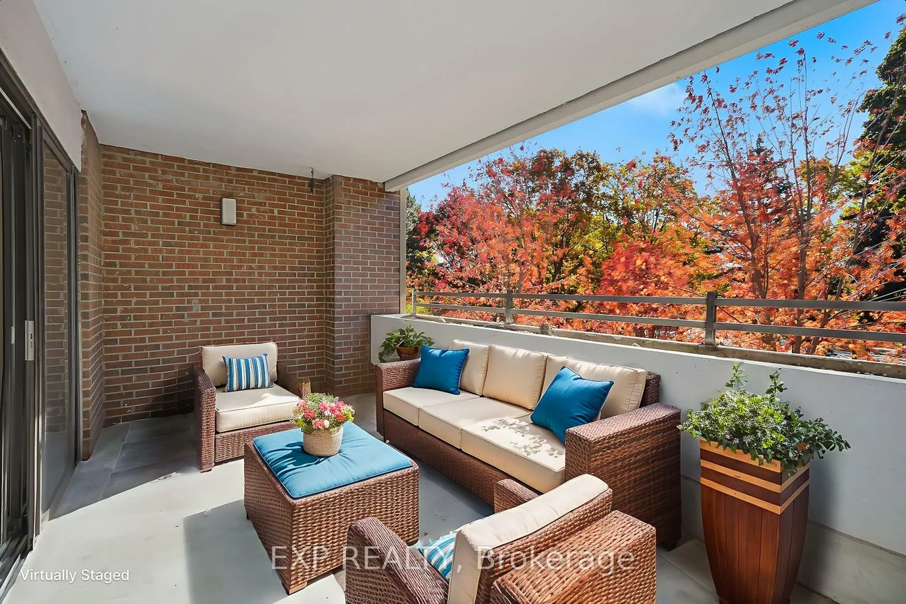 965, Inverhouse, Clarkson, Mississauga