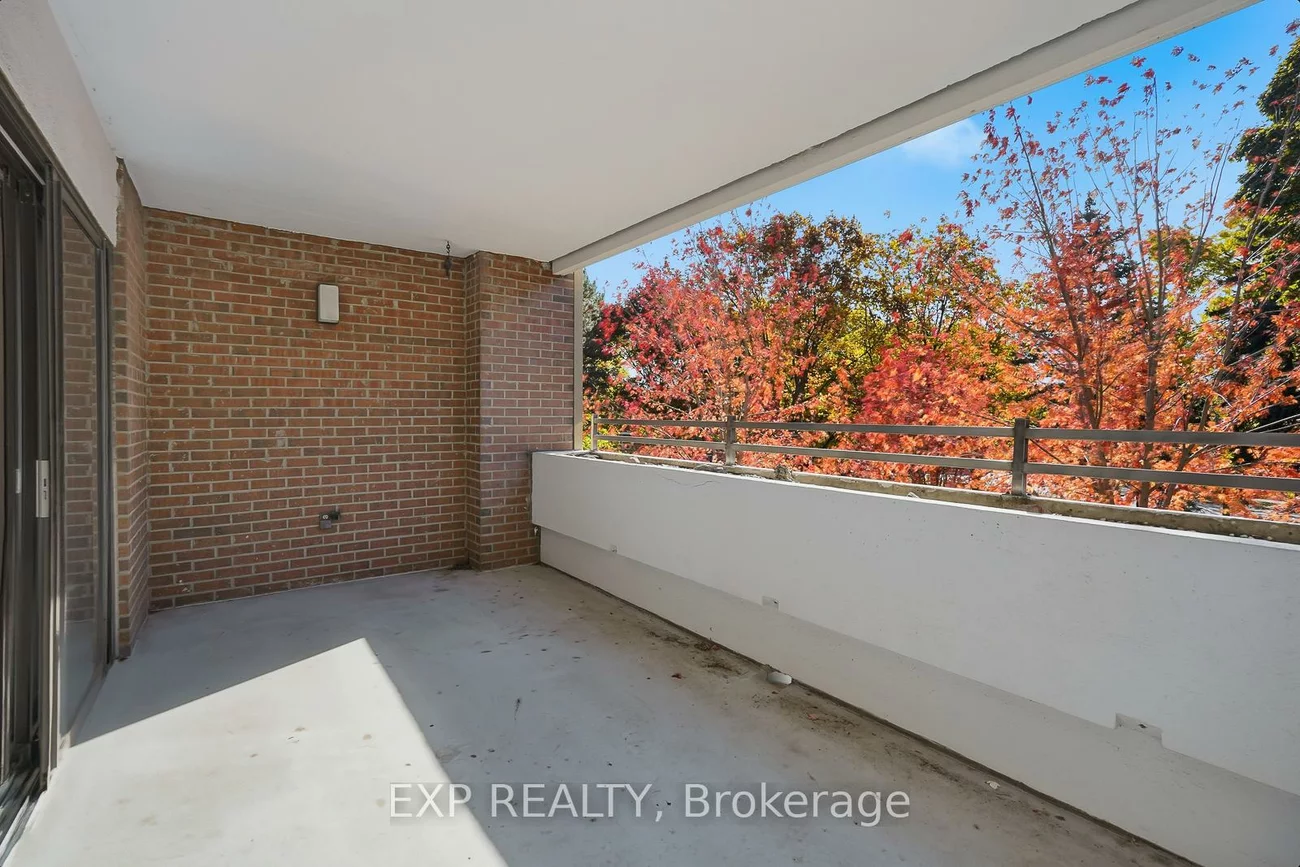 965, Inverhouse, Clarkson, Mississauga