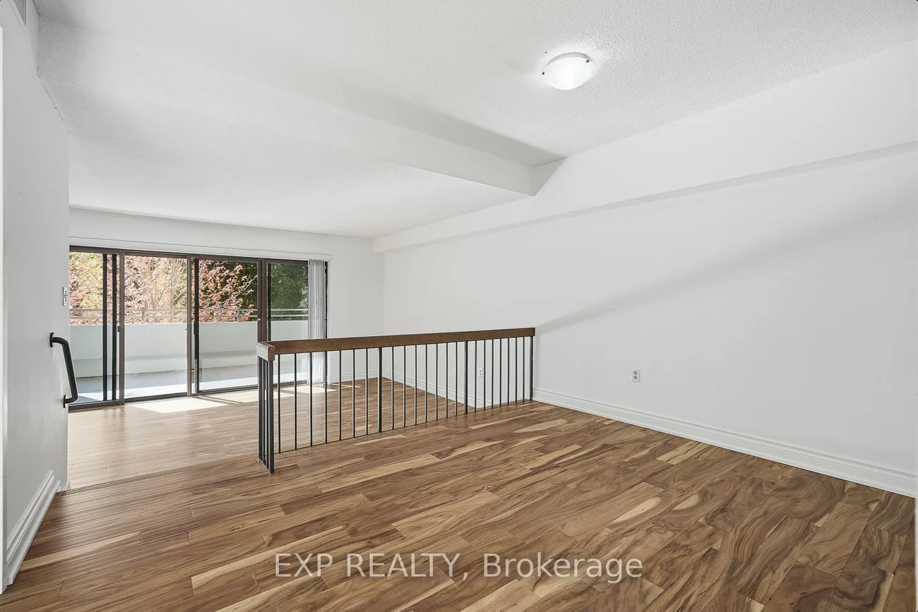 965, Inverhouse, Clarkson, Mississauga