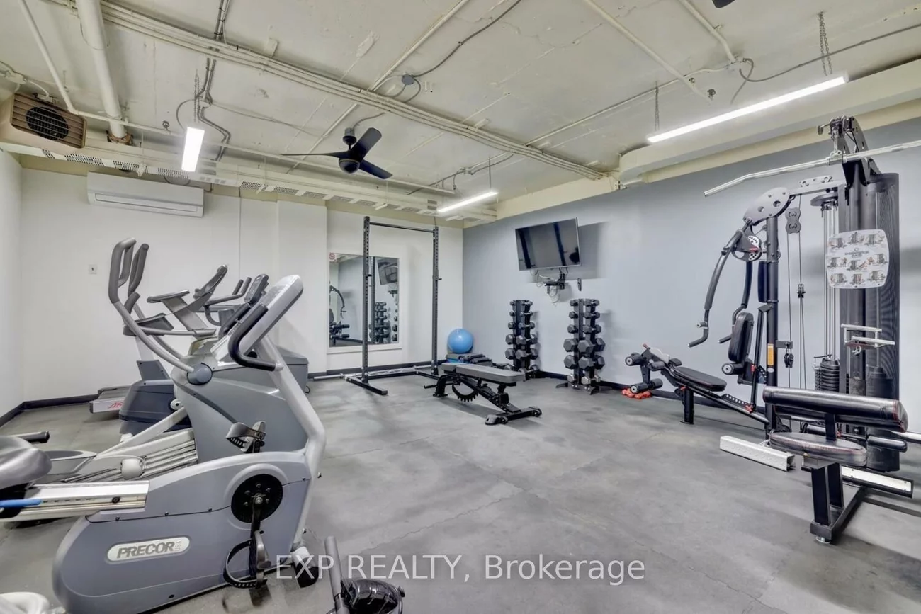 965, Inverhouse, Clarkson, Mississauga