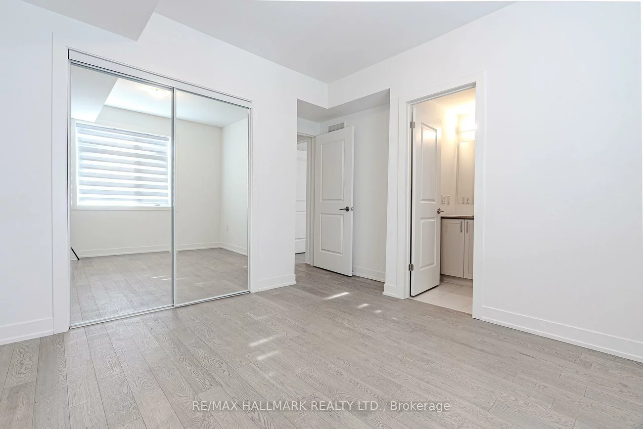 1085, Douglas Mccurdy, Lakeview, Mississauga