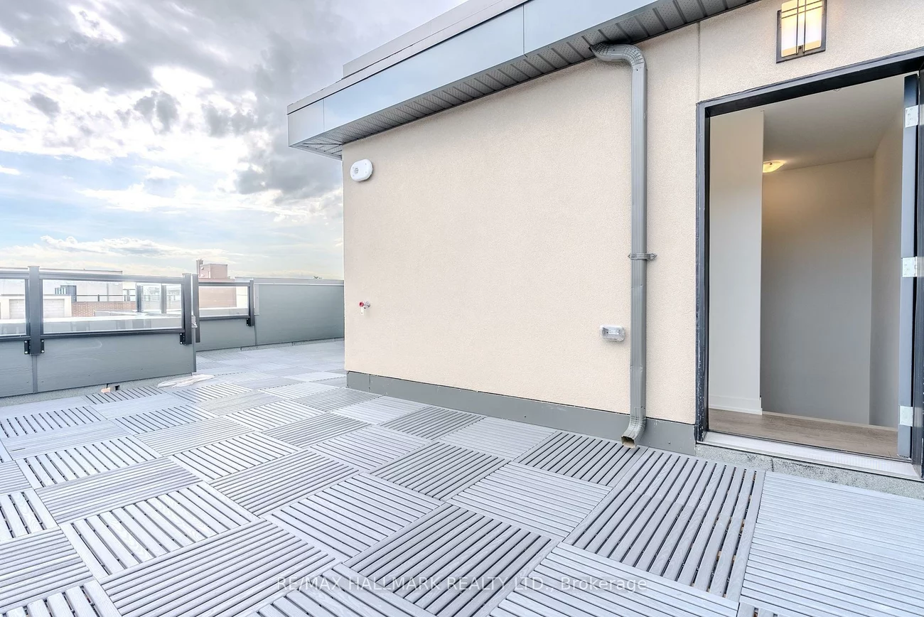 1085, Douglas Mccurdy, Lakeview, Mississauga